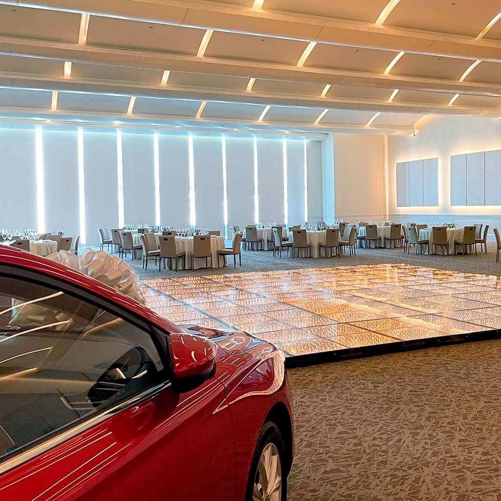 Отель Safi Royal Luxury Metropolitan San Pedro Garza Garcia Удобства фото The interior of the new terminal